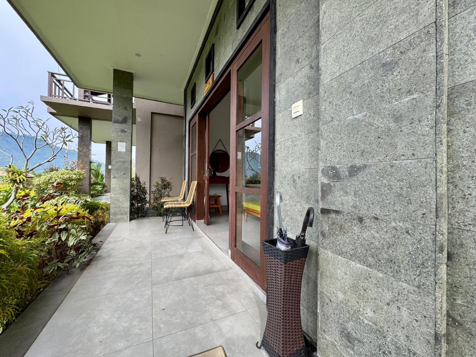 Ume dukuh home sidemen Sidemen  Bagian luar foto