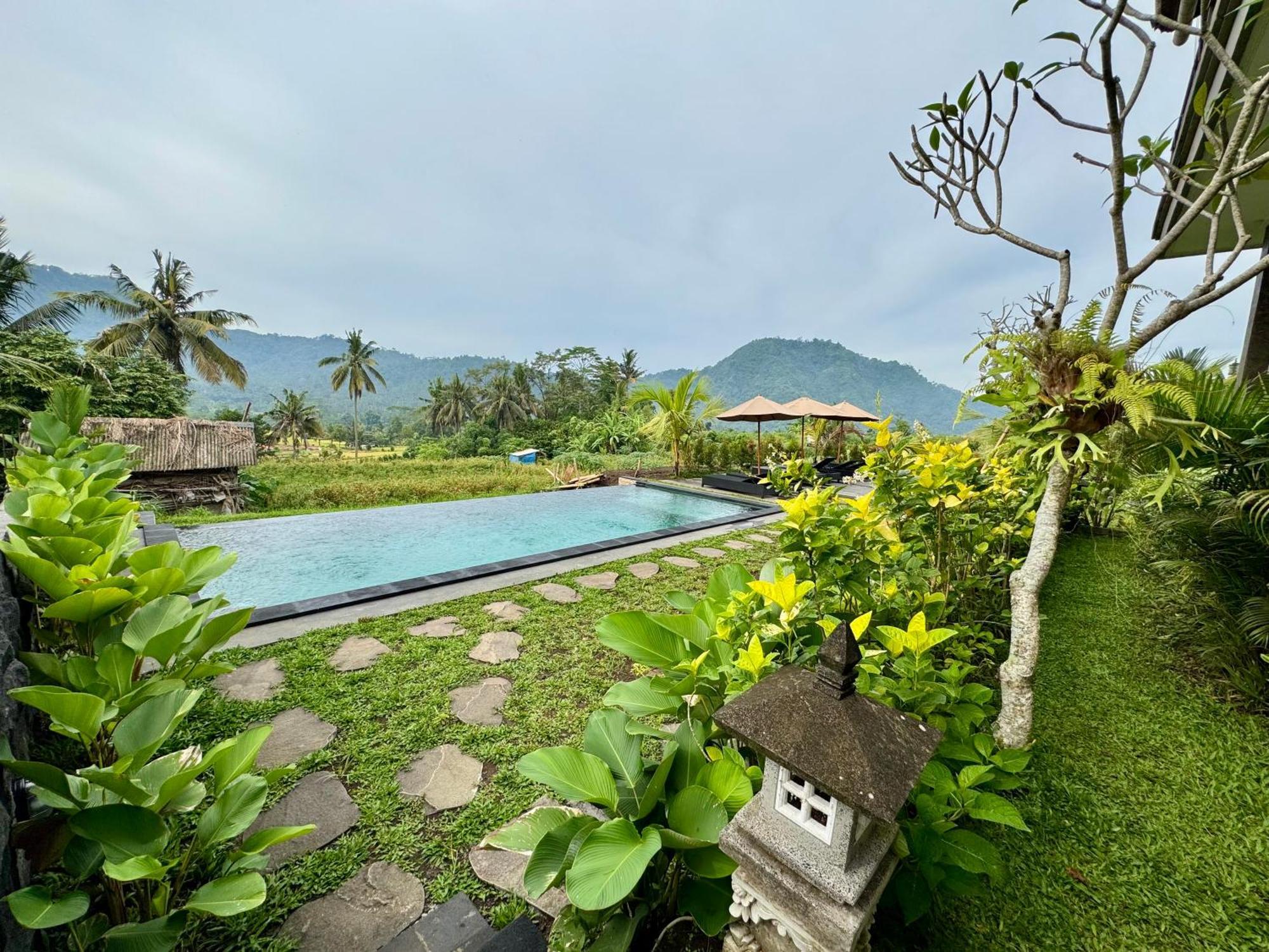 Ume dukuh home sidemen Sidemen  Bagian luar foto